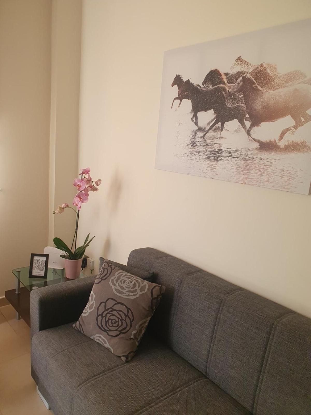 2 Bedroom Apartment, Zygos Centre Block D - By Imh Travel & Tours Daire
