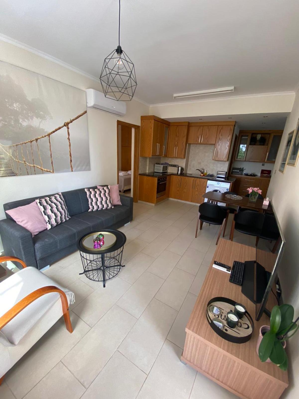 2 Bedroom Apartment, Zygos Centre Block D - By Imh Travel & Tours Daire *